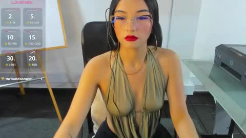 jade_connor online show from May 23, 2026, 8:46 pm