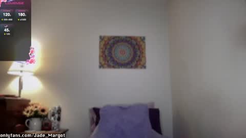 Jade Margot online show from July 26, 2026, 8:38 pm