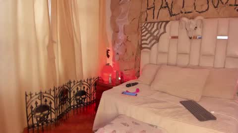 ade online show from October 14, 2025, 1:01 pm