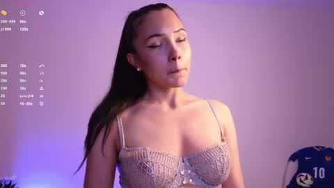 Jade Paris online show from June 15, 2026, 5:15 pm