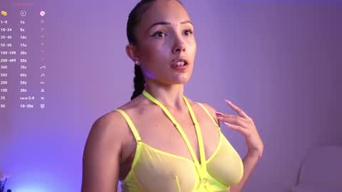 Jade Paris online show from July 30, 2026, 6:51 pm