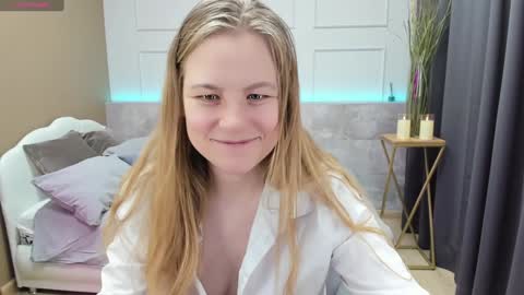 Snapshot of jade_soft chatting on January 3, 2025, 8:32 pm Jade online show from January 3, 2025, 8:32 pm