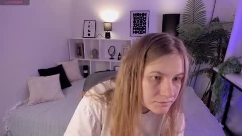 Snapshot of jade_soft chatting on March 8, 2025, 8:57 pm Jade online show from March 8, 2025, 8:57 pm