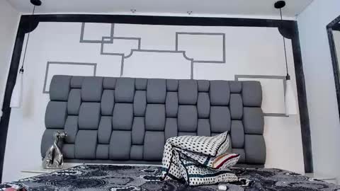 Snapshot of jade_squirt chatting on February 19, 2025, 5:06 pm Jade online show from February 19, 2025, 5:06 pm