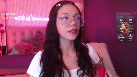 Snapshot of jade_storm_ chatting on June 15, 2026, 9:39 pm JADE online show from June 15, 2026, 9:39 pm
