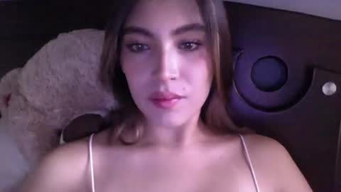 Snapshot of jade_ws chatting on July 19, 2026, 10:46 pm Jade online show from July 19, 2026, 10:46 pm