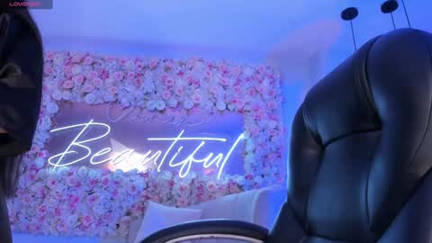 Snapshot of jadeevansx chatting on December 30, 2024, 9:08 pm JADE EVANS online show from December 30, 2024, 9:08 pm