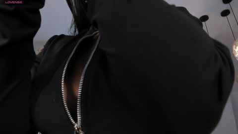 Snapshot of jadeevansx chatting on January 3, 2025, 6:03 pm JADE EVANS online show from January 3, 2025, 6:03 pm