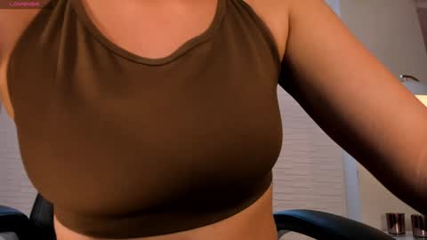 Snapshot of jadeevansx chatting on January 24, 2025, 5:42 pm JADE EVANS online show from January 24, 2025, 5:42 pm