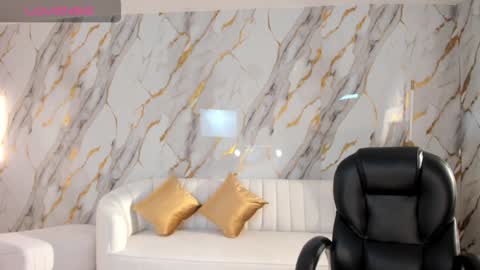 Snapshot of jadeevansx chatting on January 29, 2025, 6:07 pm JADE EVANS online show from January 29, 2025, 6:07 pm