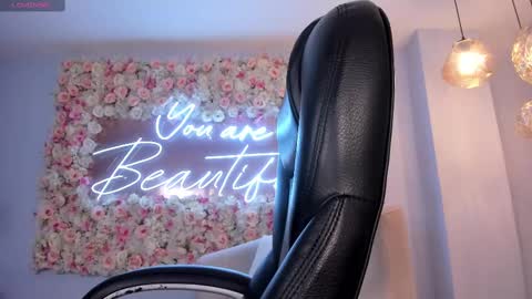 Snapshot of jadeevansx chatting on February 27, 2025, 11:59 pm JADE EVANS online show from February 27, 2025, 11:59 pm