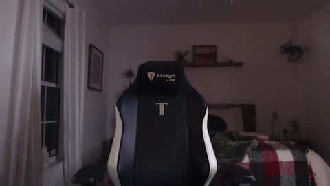 Jade Love online show from January 4, 2025, 12:16 am