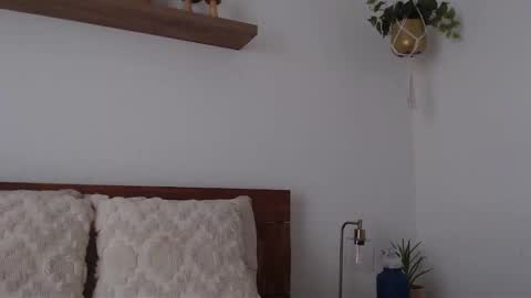 Jade Love online show from February 12, 2025, 8:29 pm