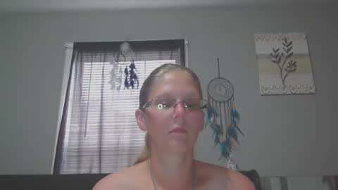 Snapshot of jadeluv chatting on May 23, 2026, 4:22 pm JadeLuv online show from May 23, 2026, 4:22 pm