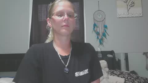 Snapshot of jadeluv chatting on May 25, 2026, 1:00 am JadeLuv online show from May 25, 2026, 1:00 am