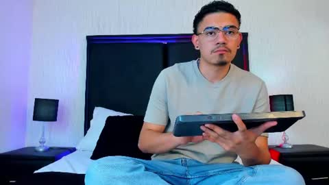 Snapshot of jadenjake chatting on July 13, 2026, 9:06 pm JadenJake online show from July 13, 2026, 9:06 pm