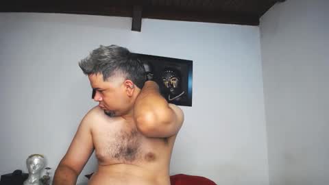 Snapshot of jadestone69 chatting on October 3, 2025, 12:13 pm jadeStone69 online show from October 3, 2025, 12:13 pm