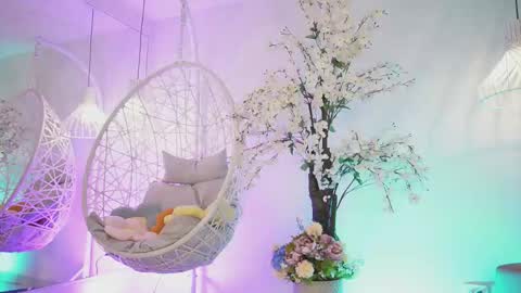 Jade Summer online show from September 12, 2025, 11:32 am