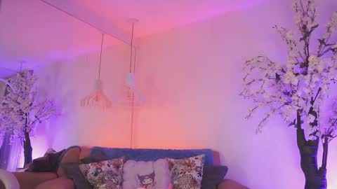 Jade Summer online show from February 7, 2026, 11:36 am