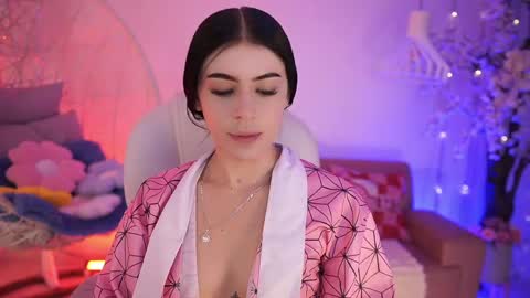 Jade Summer online show from June 9, 2026, 11:44 am