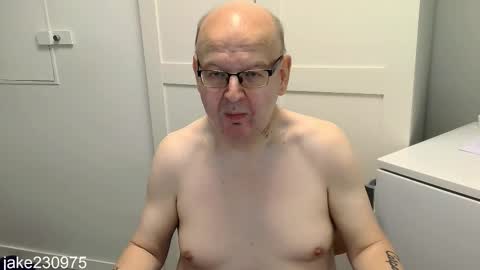 Jake2309 online show from October 6, 2025, 9:01 pm