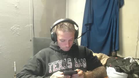 Snapshot of jake265897 chatting on September 29, 2025, 1:44 am showingitoff online show from September 29, 2025, 1:44 am