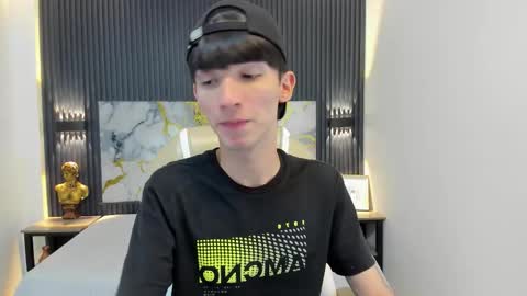 Snapshot of jake_evanss_ chatting on October 6, 2025, 8:39 pm JAKE online show from October 6, 2025, 8:39 pm