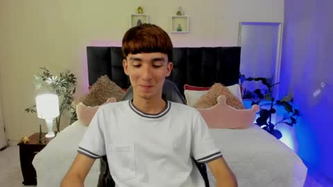 Snapshot of jake_evanss_ chatting on May 5, 2026, 2:25 pm JAKE online show from May 5, 2026, 2:25 pm