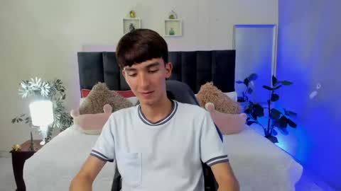 Snapshot of jake_evanss_ chatting on May 11, 2026, 4:04 pm JAKE online show from May 11, 2026, 4:04 pm
