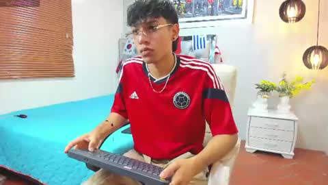 jake_falcon online show from June 27, 2026, 11:37 am