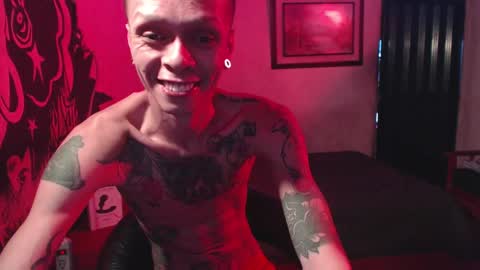 Snapshot of jake_js1 chatting on December 1, 2024, 10:43 pm JakeRam online show from December 1, 2024, 10:43 pm