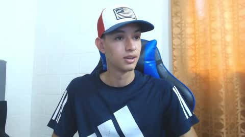 Hi guys im new 3 online show from March 10, 2025, 6:34 pm