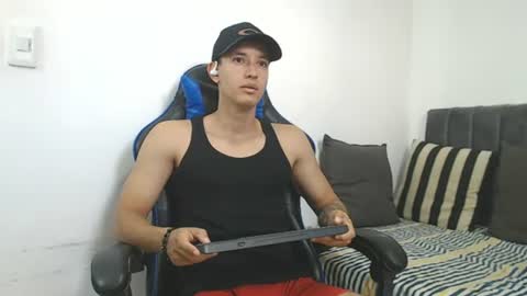 Snapshot of jake_shadow14 chatting on July 22, 2026, 5:16 pm Hi guys im new 3 online show from July 22, 2026, 5:16 pm