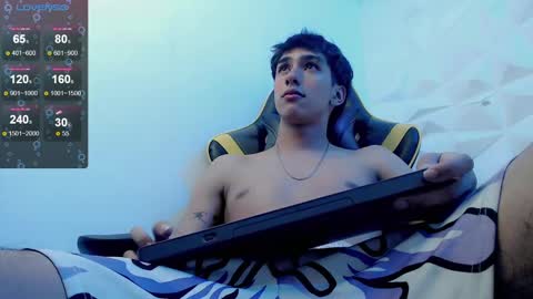 Snapshot of jake_tripp chatting on January 11, 2025, 8:00 am jake_tripp online show from January 11, 2025, 8:00 am