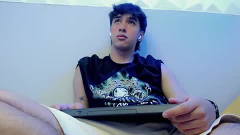 Snapshot of jake_tripp chatting on October 2, 2025, 5:03 am jake_tripp online show from October 2, 2025, 5:03 am