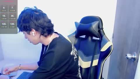 Snapshot of jake_tripp chatting on November 6, 2025, 3:07 am jake_tripp online show from November 6, 2025, 3:07 am