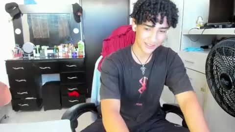 Snapshot of jake_willianss chatting on June 13, 2026, 7:23 pm jake willianss online show from June 13, 2026, 7:23 pm
