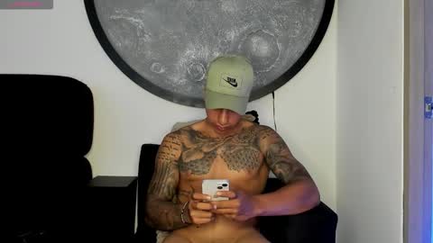 Snapshot of jakee_brown chatting on February 6, 2026, 6:33 pm Santiago online show from February 6, 2026, 6:33 pm