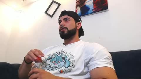 Snapshot of jakeskye chatting on June 1, 2026, 12:56 am JakeSkye online show from June 1, 2026, 12:56 am