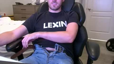 jakesnake442 online show from September 16, 2025, 4:24 am