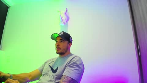 jakestone_1 online show from February 4, 2026, 1:11 am