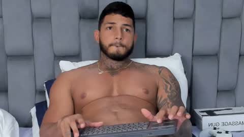 Snapshot of jaketayler10 chatting on February 25, 2025, 3:42 am my name is sebas If you come here dont hesitate to say hello Im a guy who really likes having conversations and having hot online show from February 25, 2025, 3:42 am