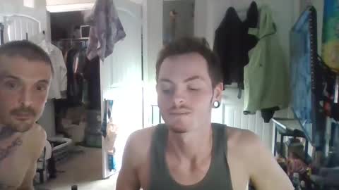 Snapshot of jakezillaaa chatting on February 18, 2025, 11:52 pm Jake online show from February 18, 2025, 11:52 pm