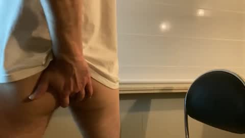 Snapshot of jam_344 chatting on December 20, 2025, 5:20 pm jam_344 online show from December 20, 2025, 5:20 pm