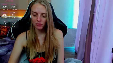 Snapshot of jam_cream chatting on November 1, 2025, 12:18 pm Sofia online show from November 1, 2025, 12:18 pm