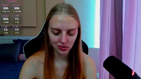 Snapshot of jam_cream chatting on November 13, 2025, 8:13 am Sofia online show from November 13, 2025, 8:13 am