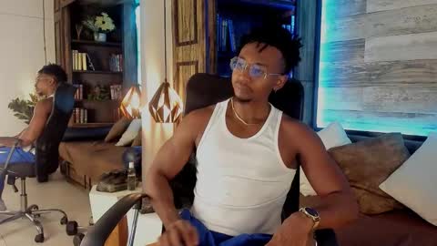   online show from October 16, 2025, 4:02 am