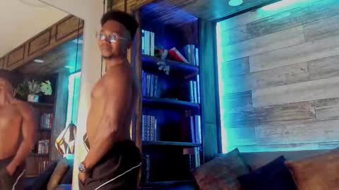   online show from November 1, 2025, 11:29 pm