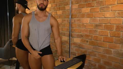 Snapshot of james_axel chatting on December 5, 2024, 2:11 pm James Axel online show from December 5, 2024, 2:11 pm