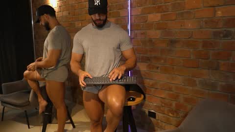 Snapshot of james_axel chatting on February 6, 2025, 2:37 pm James Axel online show from February 6, 2025, 2:37 pm